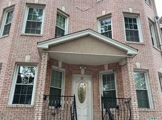 34 Court House Pl #5, Jersey City, NJ 07306