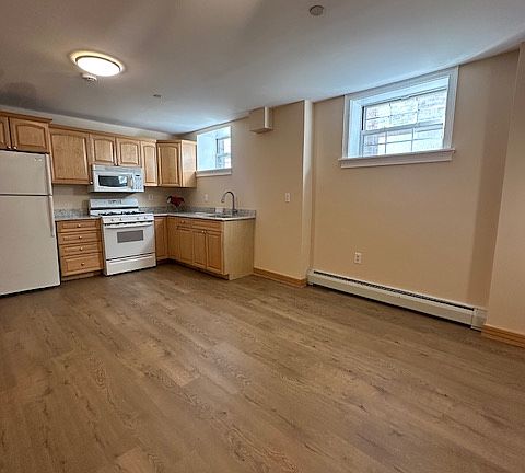 3rd image of 248 E 239th St Floor Basement