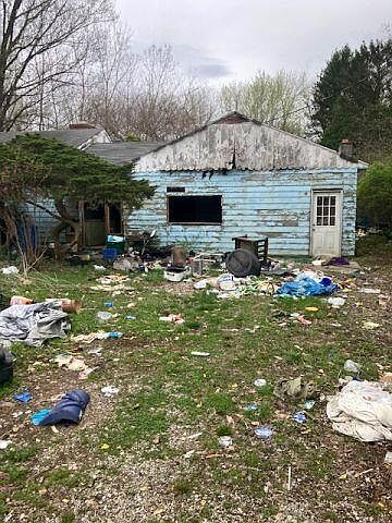 2nd image of 7195 Lancaster Rd
