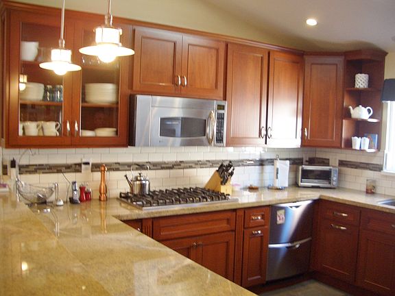 3rd image of 640 Balboa Dr