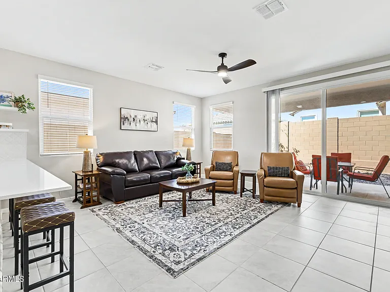 15634 W Winslow Ave — Photo 16