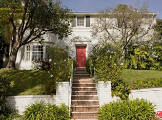 121 S Bentley Ave, Los Angeles, CA 90049