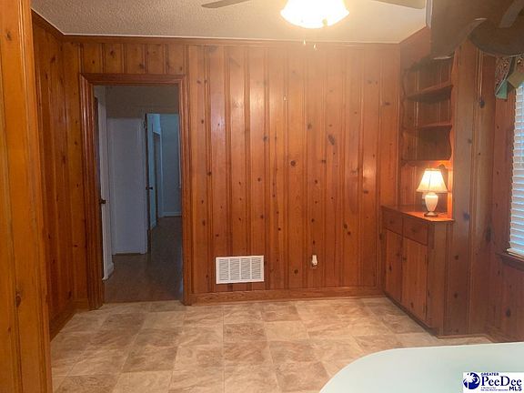 5th image of 2310 S Vance Dr