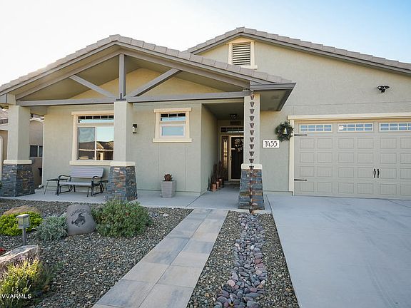 3rd image of 1455 N Eagle View Dr