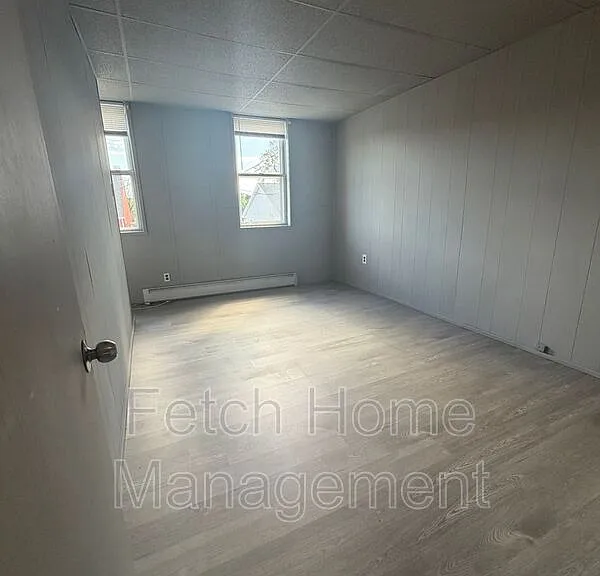 422 Hillside Ave — Photo 9