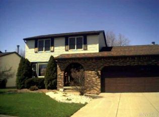 90 Babbette Dr, Depew, NY 14043