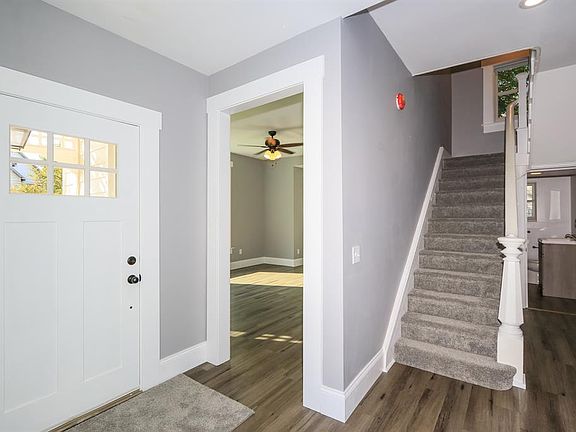 3rd image of 8310 Curzon Ave