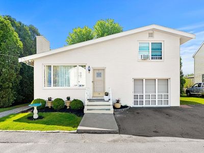 15 Barnes Cir, Salem, MA, 01970