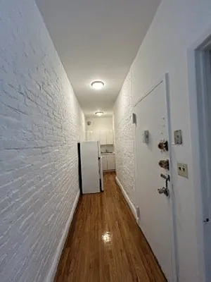 Rented by City Connections Realty | media 11