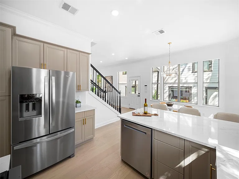5209 Evans Ave #A — Photo 8