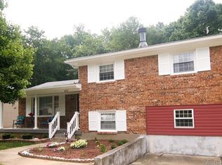 1812 Flintlock Dr, Jeffersonville, IN 47130