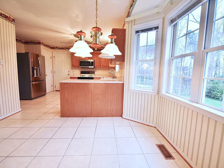 5504 Kimbermere Ct — Photo 13