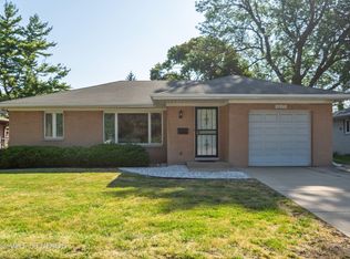 6645 N Cicero Ave, Lincolnwood, IL 60712