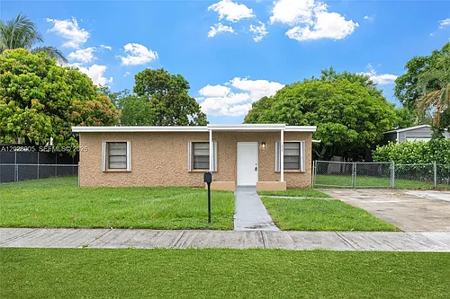 15730 NW 159th St Photo 1