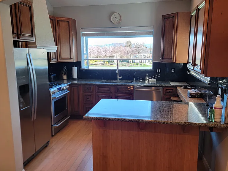 Irwin Ln — Photo 6