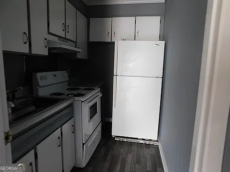 101 S Zetterower Ave #E — Photo 3