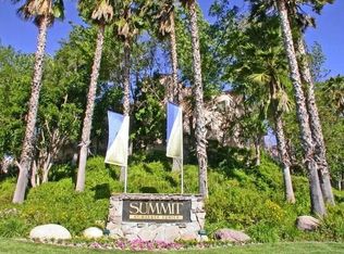 6032 Crape Myrtle Ct, Woodland Hills, CA 91367