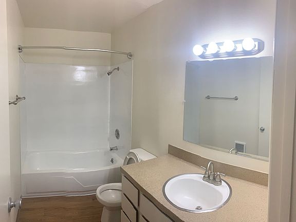 2nd image of 2627-2653 SE 145th Ave #2635