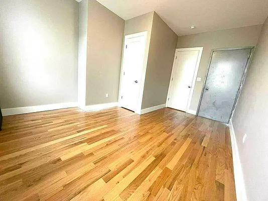 Rented by Blue Egg Realty Corp | media 7