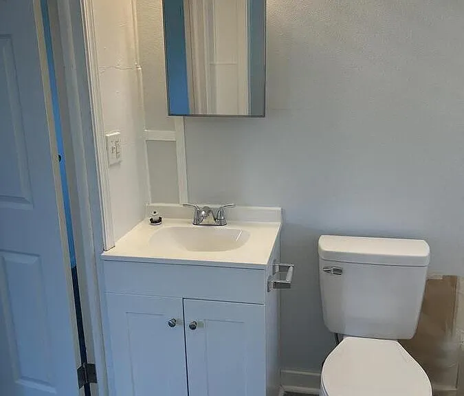 72 Harvey Pl — Photo 15