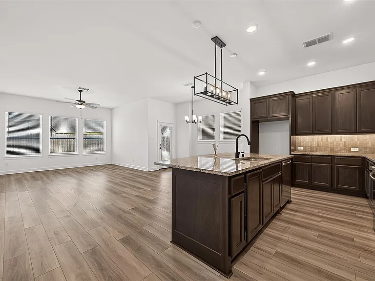 234 Amaranth Way — Photo 17