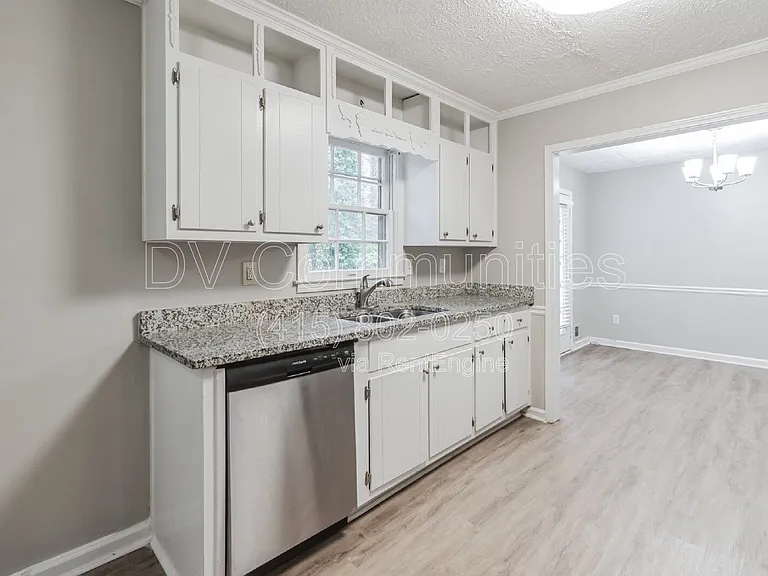 1605 Sugar Plum Dr SW — Photo 16