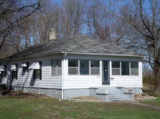 14073 Ford Ave, Benton, IL 62812