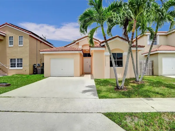 7325 Flores Way, Pompano Beach, FL 33063