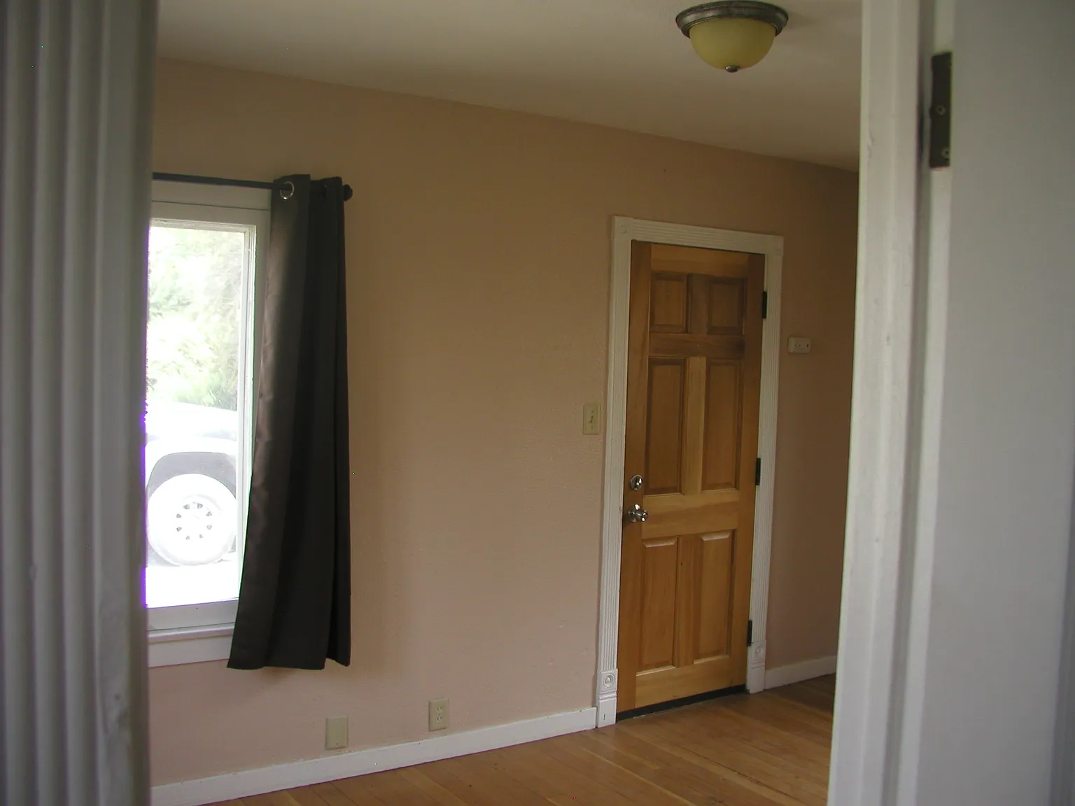 1 bed, 600 sqft, $1,300 — Photo 4