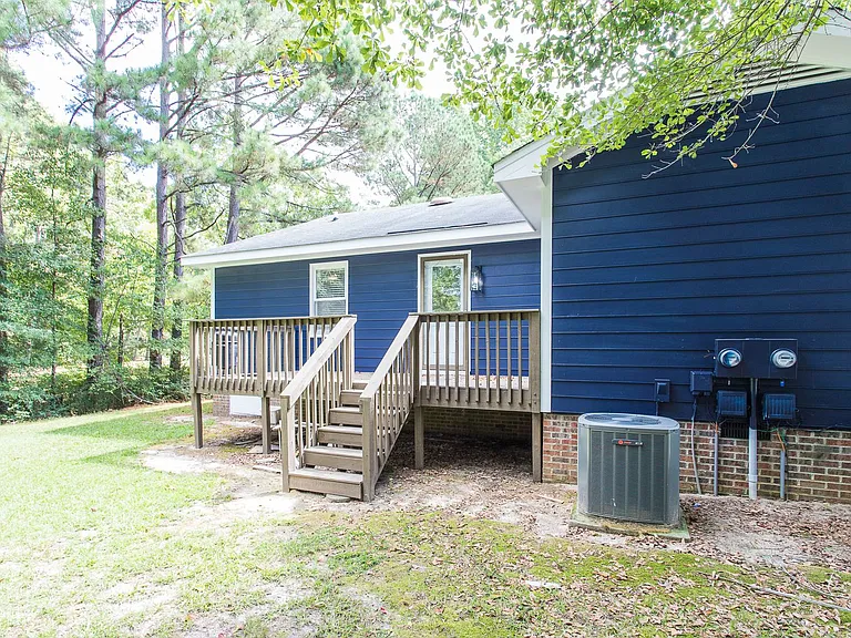 1031A Circle Dr — Photo 23