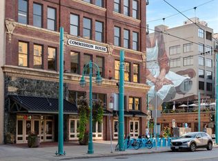 400 North Broadway #301, Milwaukee, WI