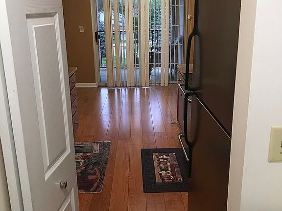 4th image of 240 Fox Hollow Dr APT 301