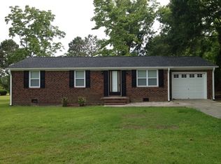 1647 Catherine Lake Rd, Jacksonville, NC 28540