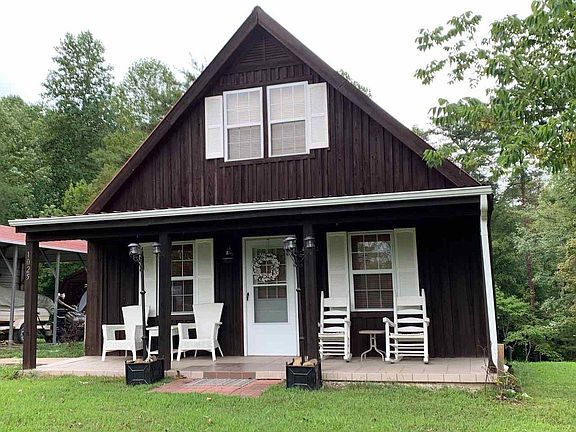 5th image of 1025 Lake Dr