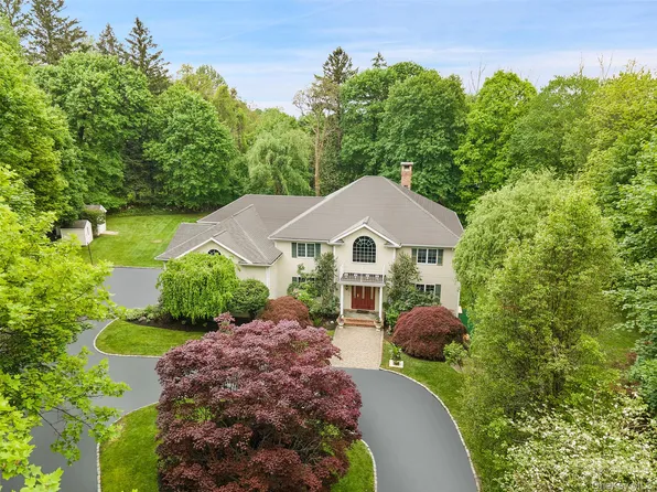 122 McLain Street, Bedford Corners, NY 10549