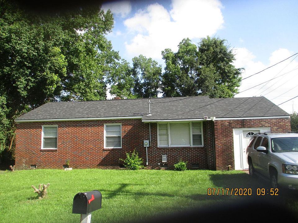 1st image of 2807 Martha Dr