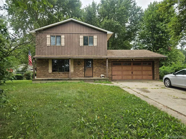 4507 W Wilson Rd, Clio, MI 48420