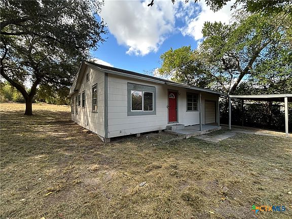 3rd image of 236 Hilltop Dr