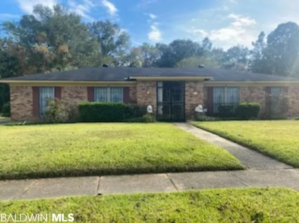 4205 Spring Valley Dr S, Mobile, AL 36693