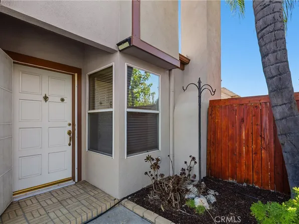 28098 Lemonwood Dr, Menifee, CA 92584