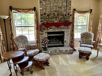 5th image of 45 Lake Lorraine Cir