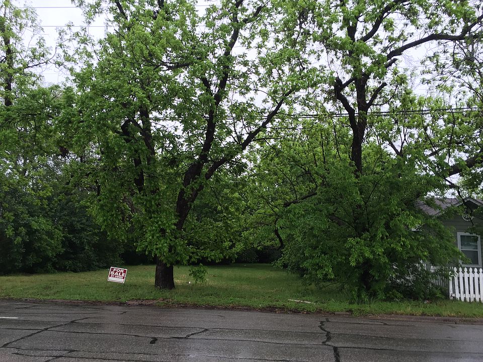 2nd image of 2624 Dutton Ave