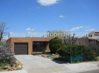 809 Headingly Ave NW, Albuquerque, NM 87107