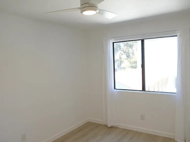 2/2 Master bedroom
