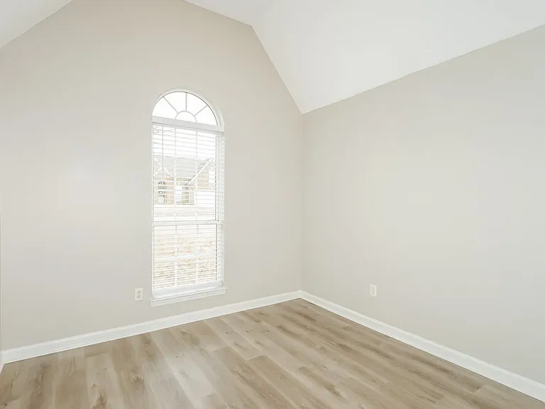 8359 Olivia Ln — Photo 13