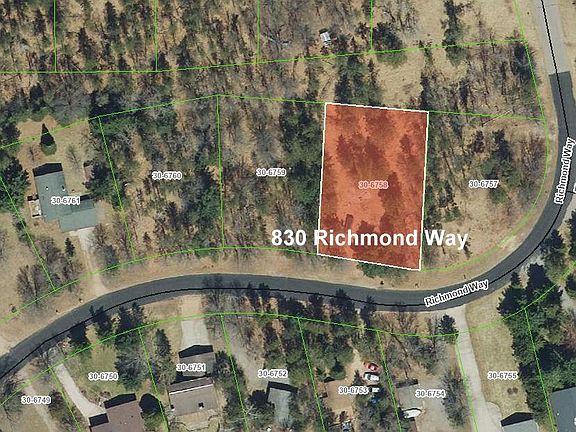 2nd image of 830 Richmond Way