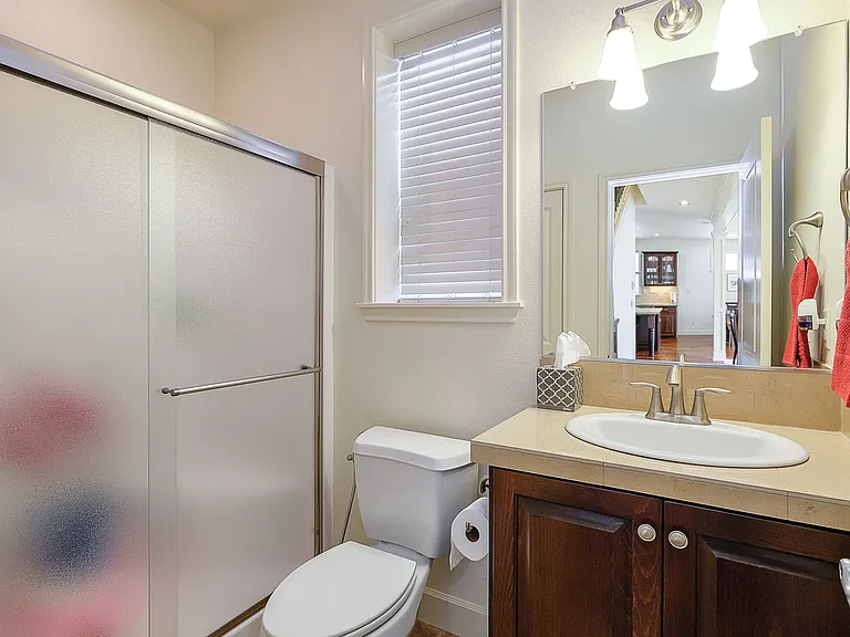 6572 NW 164th Ave — Photo 9
