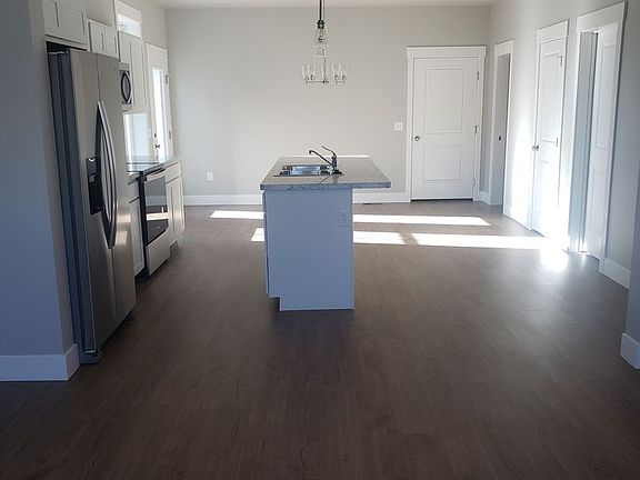 4th image of 1632 Annas Garden Ln