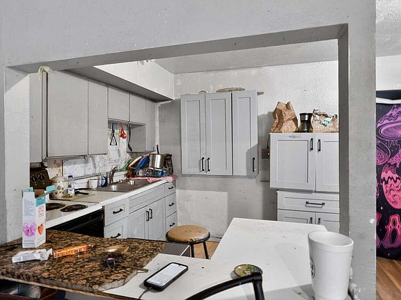 5th image of 21742 W HARDING Avenue