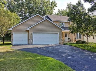 2441 Leyland Trl, Woodbury, MN 55125